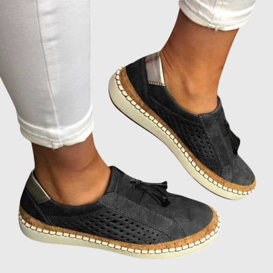 Camilla | Slip-On Comfort