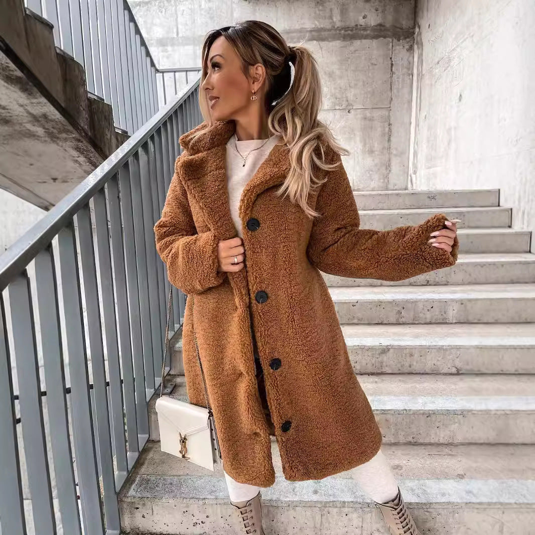 Annetta - cappotto Lungo in Teddy con Revers da donna, colore cognac, vista 17