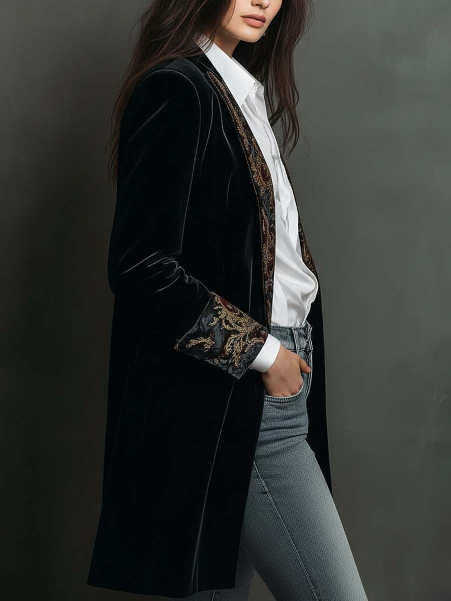 Clarissa | Blazer Lungo in Velluto con Ricami Barocchi - Nora Valtieri