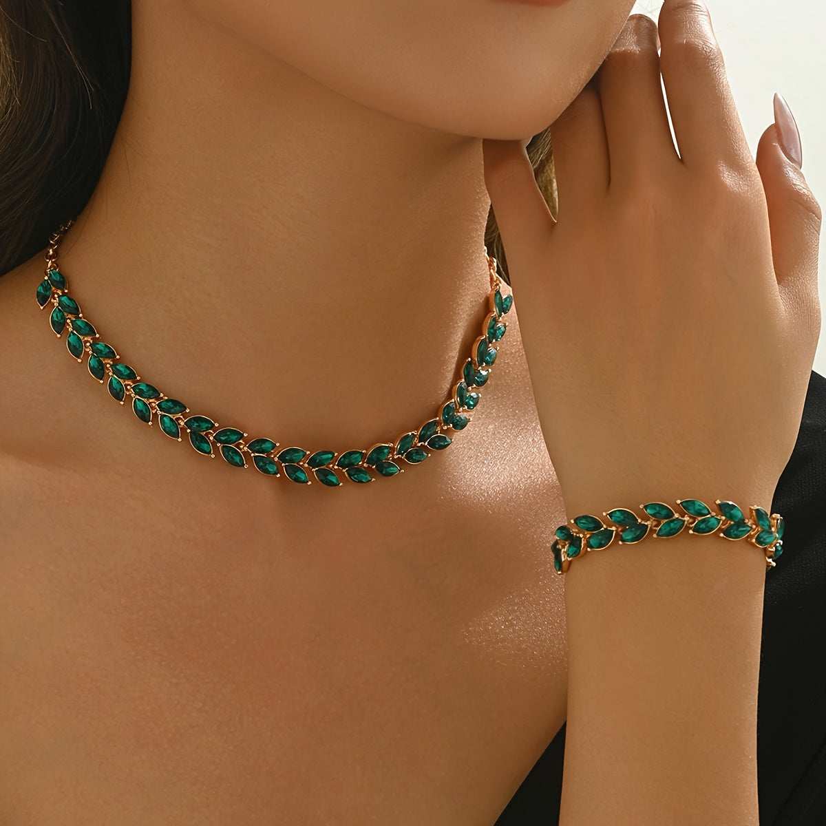 Camilla | Duo Collana e Bracciale Cristalli Verdi
