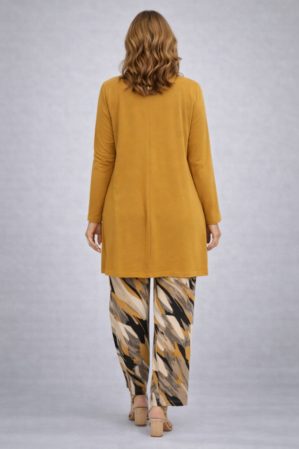 Rossana - Completo tre pezzi con cardigan lungo Senape