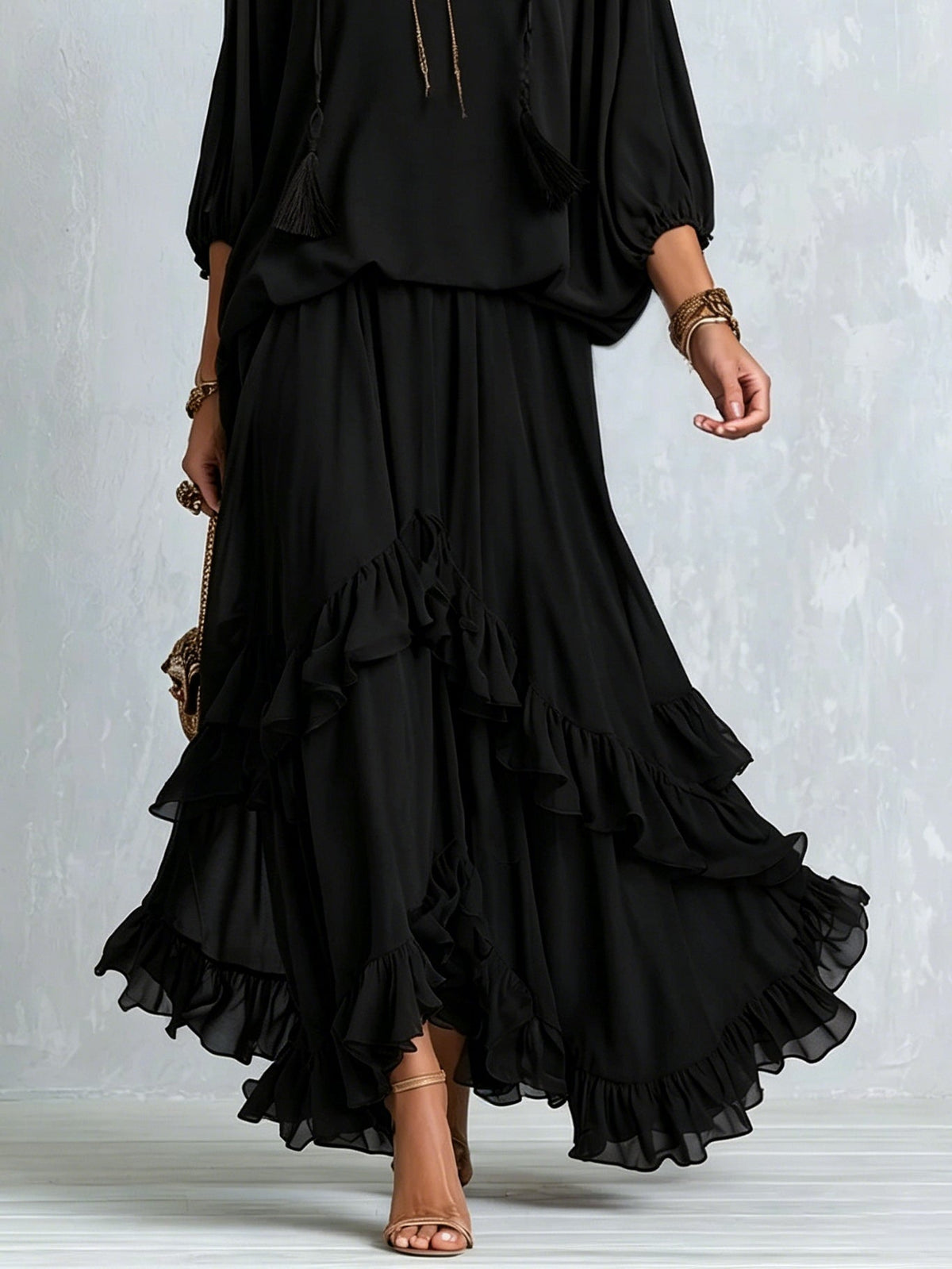 Elvira | Completo in Chiffon Nero con Volant