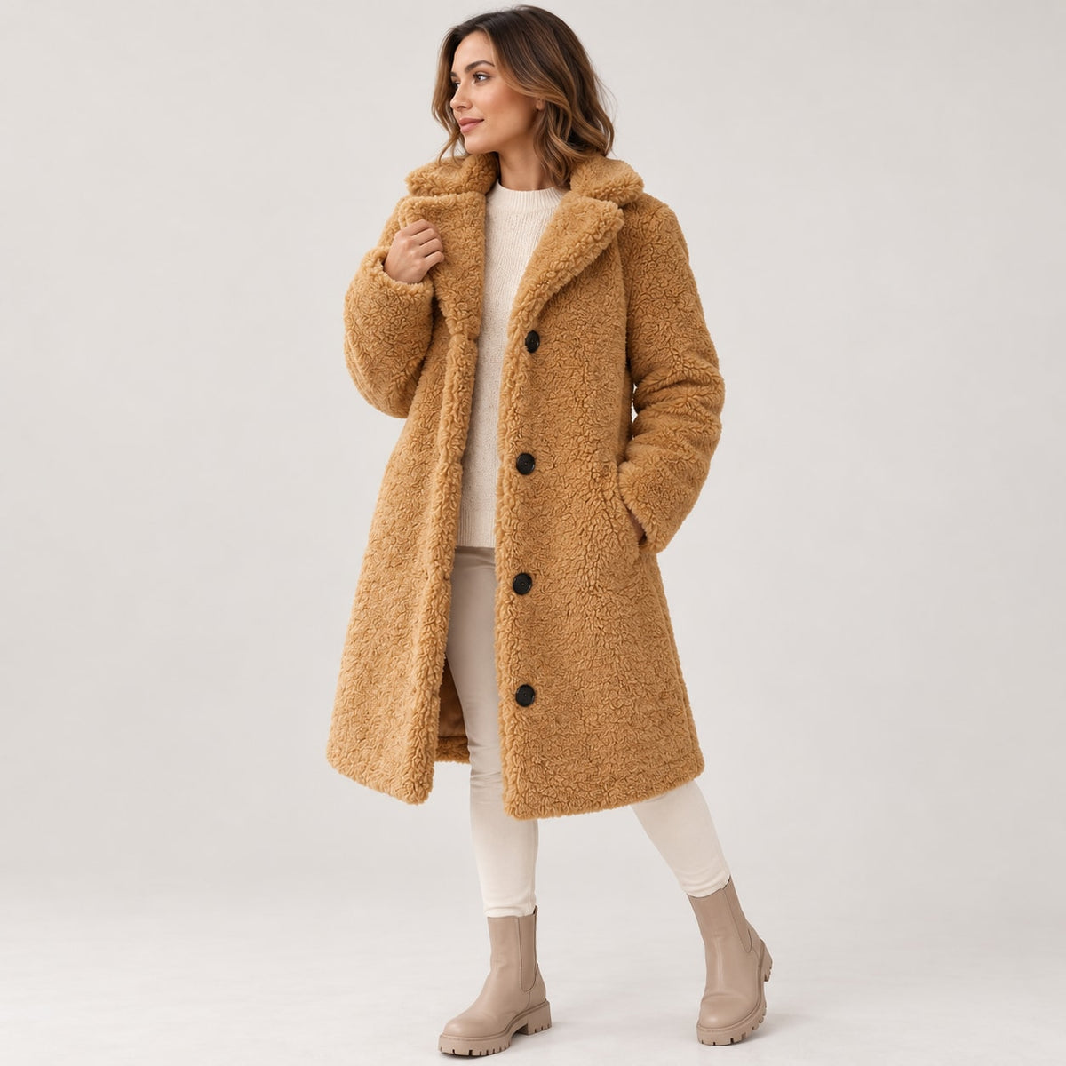 Annetta - cappotto Lungo in Teddy con Revers da donna, colore cammello, vista 2
