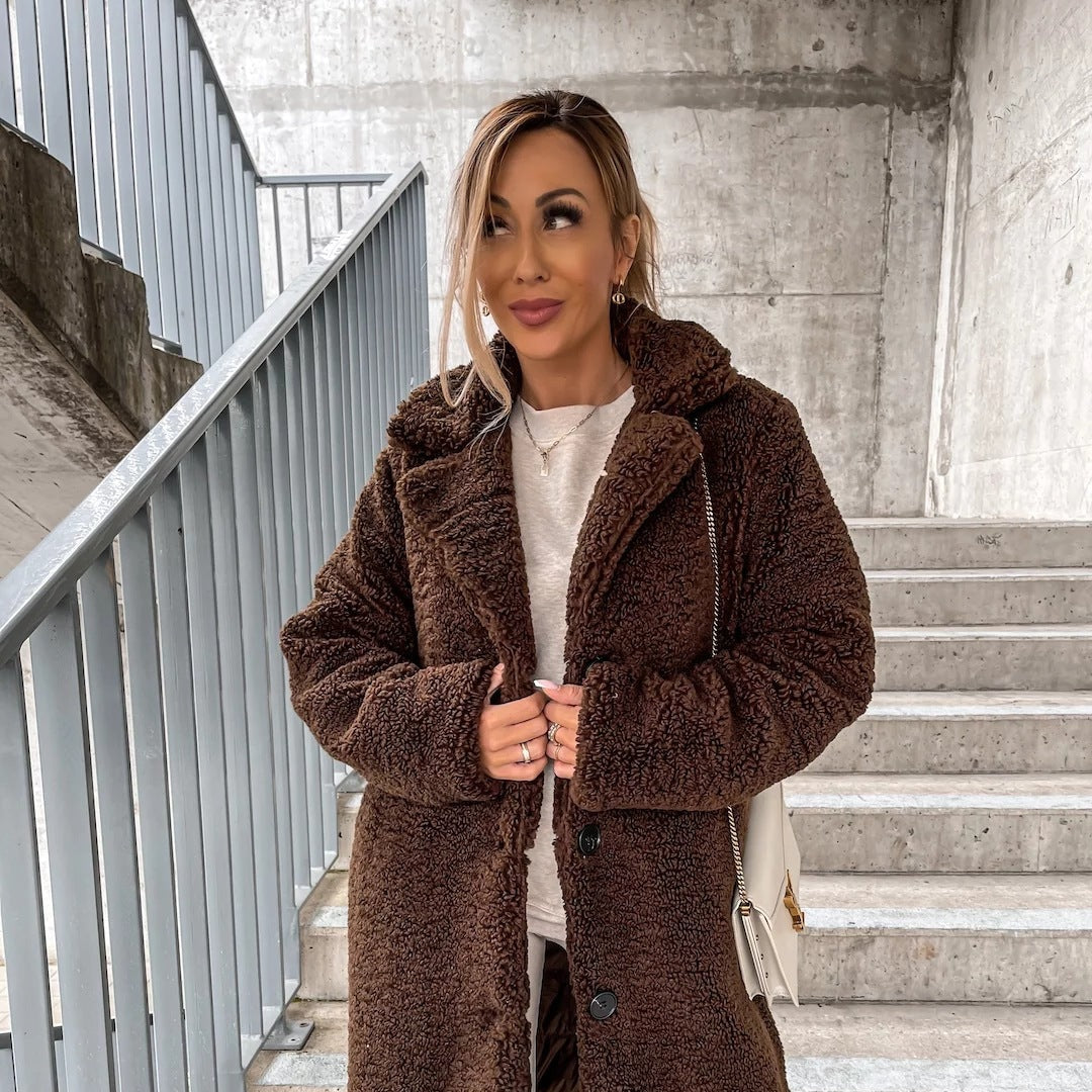 Annetta - cappotto Lungo in Teddy con Revers da donna, colore cioccolato, vista 10