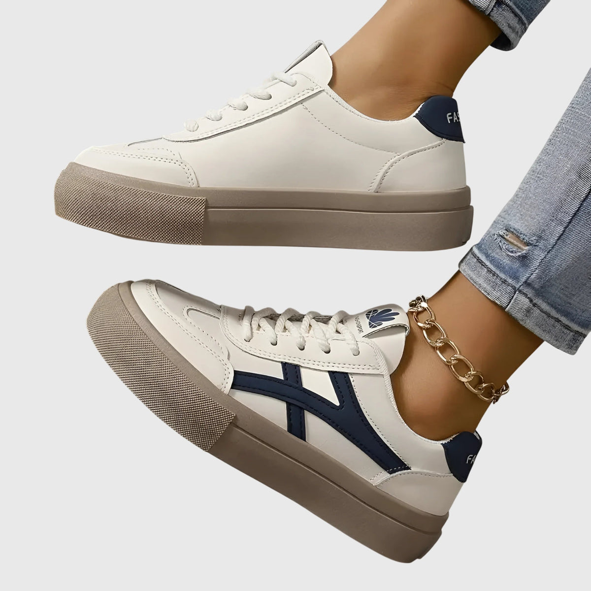 Chiara | Sneakers Comfort con Suola Larga