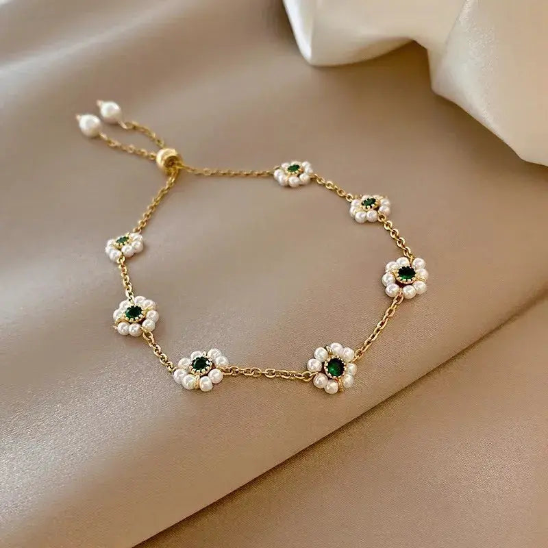 Viola | Bracciale Margherite con Cristalli Verdi